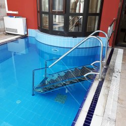 Havuz Paslanmaz Derin Tip Özel Korkuluklu Merdiven